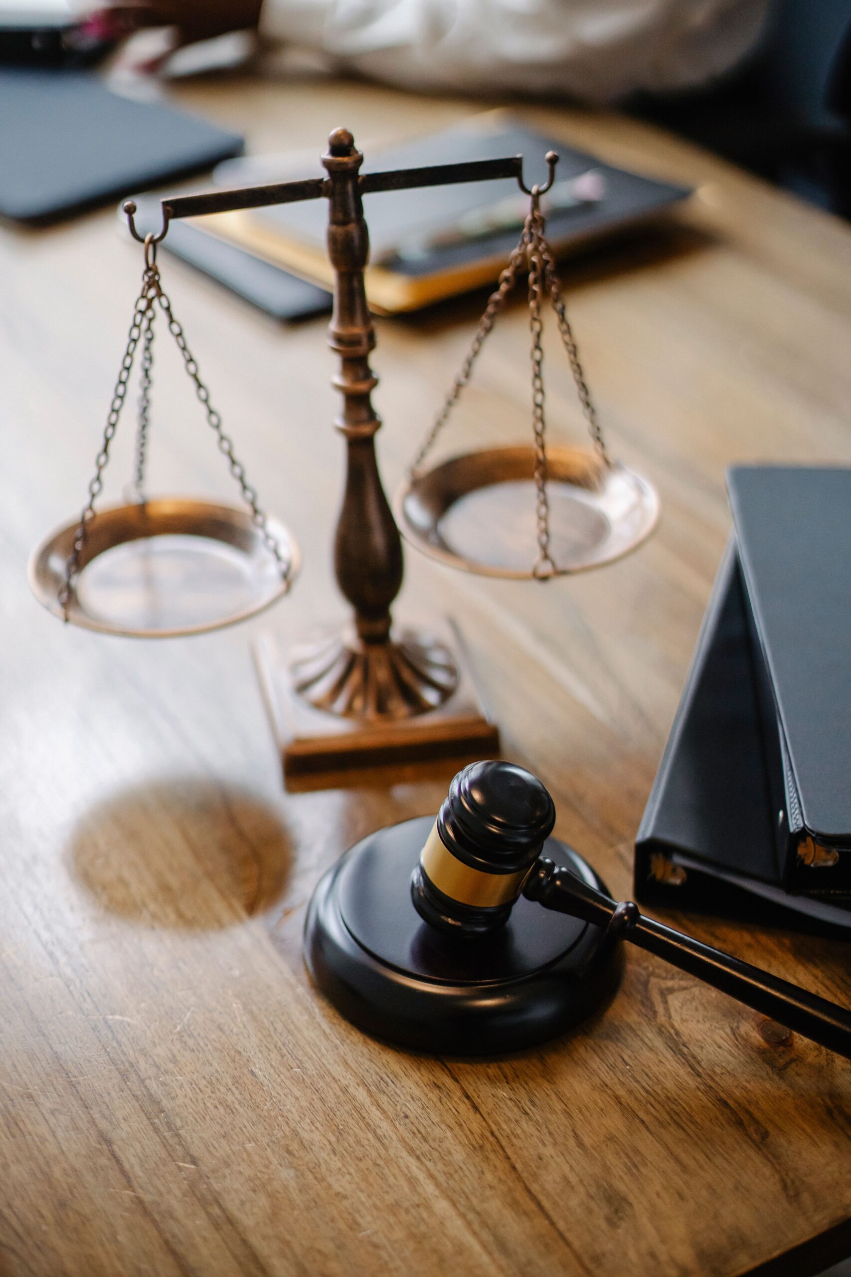 Vaping Regulations in Australia Scales of justice representing vaping law and regulation